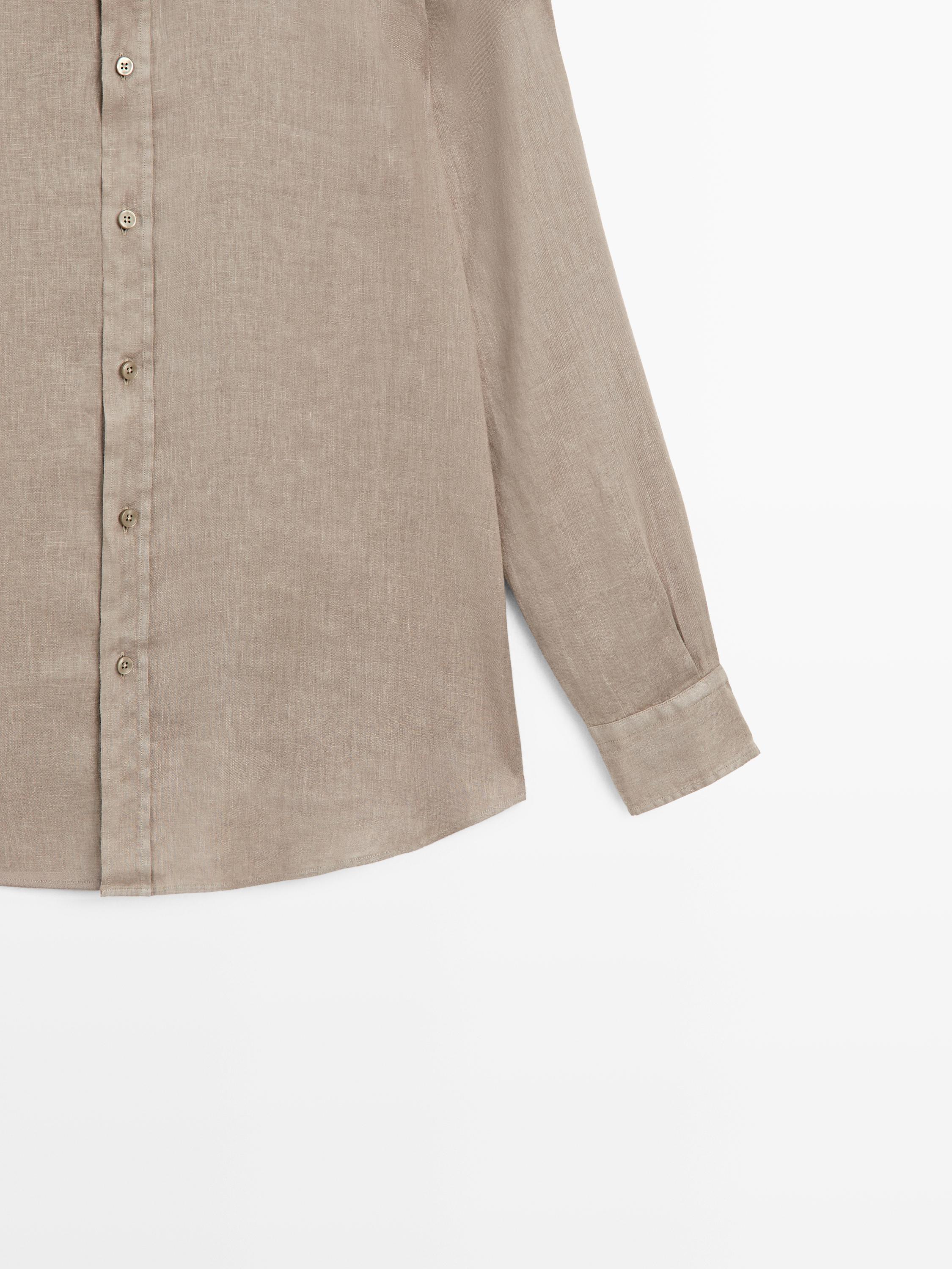 Slim fit stand collar shirt